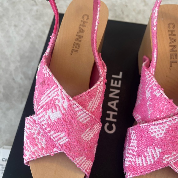 Chanel NIB 2024 Interlocking CC Logo Slingback Sandal  Size 8 | IT 38 - Picture 5 of 10